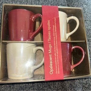 Starbucks Opalescent Mug Set of 4 New In Original Box, Pearl Red and Pearl White